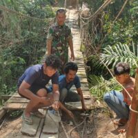 TNI AD Rampungkan Rehab Jembatan Gantung Halimbe, Akses Warga Labura Kembali Lancar