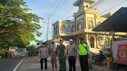 Babinsa Kodim 0808/Blitar Amankan Sholat Idul Fitri, Wujudkan Ibadah Aman Dan Khusyuk
