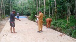 Semenisasi Jalan Program TMMD Selesai, Dinas PU Kutai Barat Turun Langsung ke Lokasi