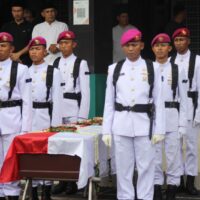 Danyonif 2 Marinir Pimpin Upacara Pemakaman Militer (Alm) Kapten Marinir Rahadian Fadillah