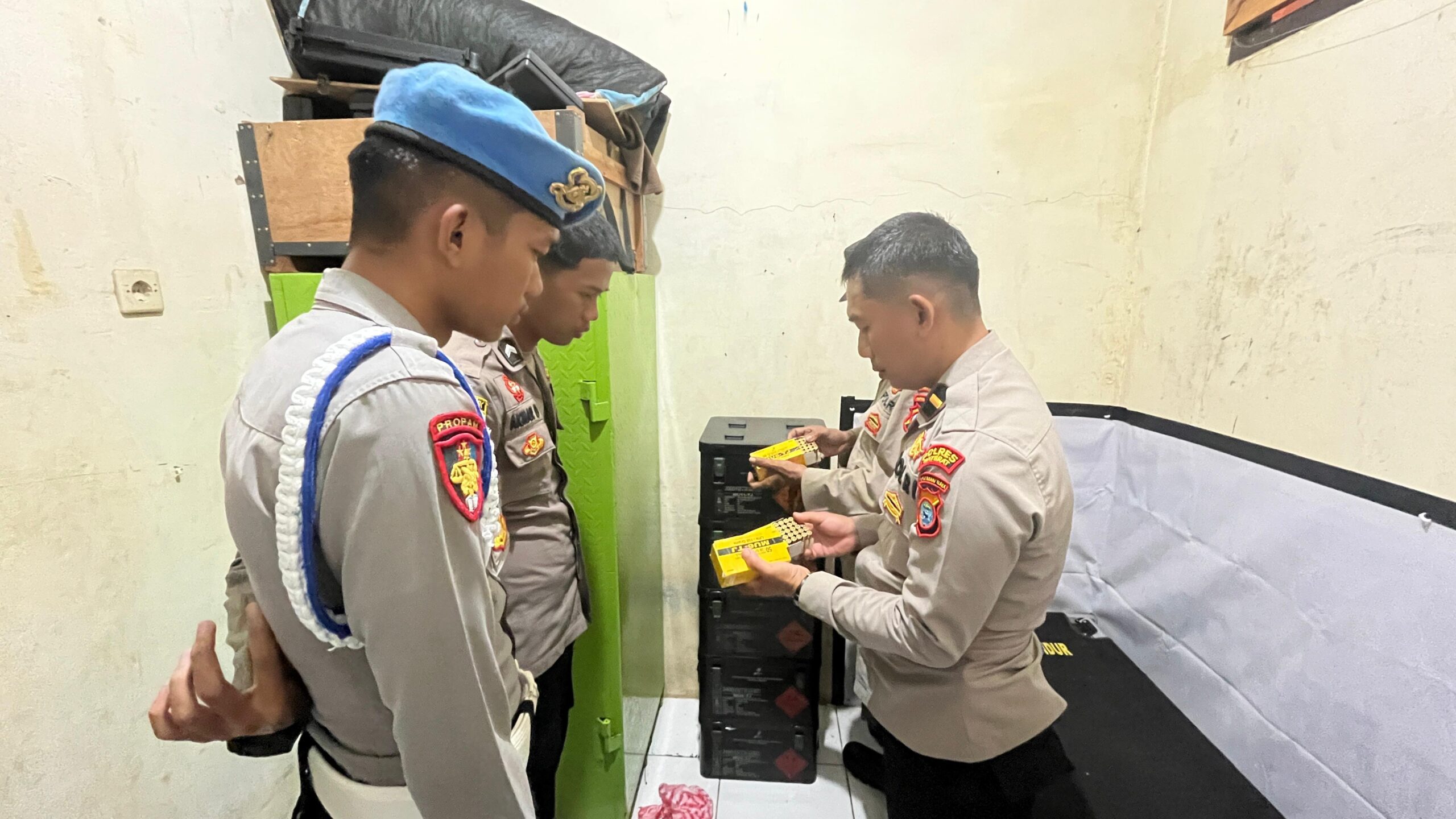 Polres Maybrat Laksanakan Pemeriksaan Senpi Dan Amunisi Untuk Antisipasi Penyalahgunaan Polres Maybrat Laksanakan Pemeriksaan Senpi Dan Amunisi Untuk Antisipasi Penyalahgunaan