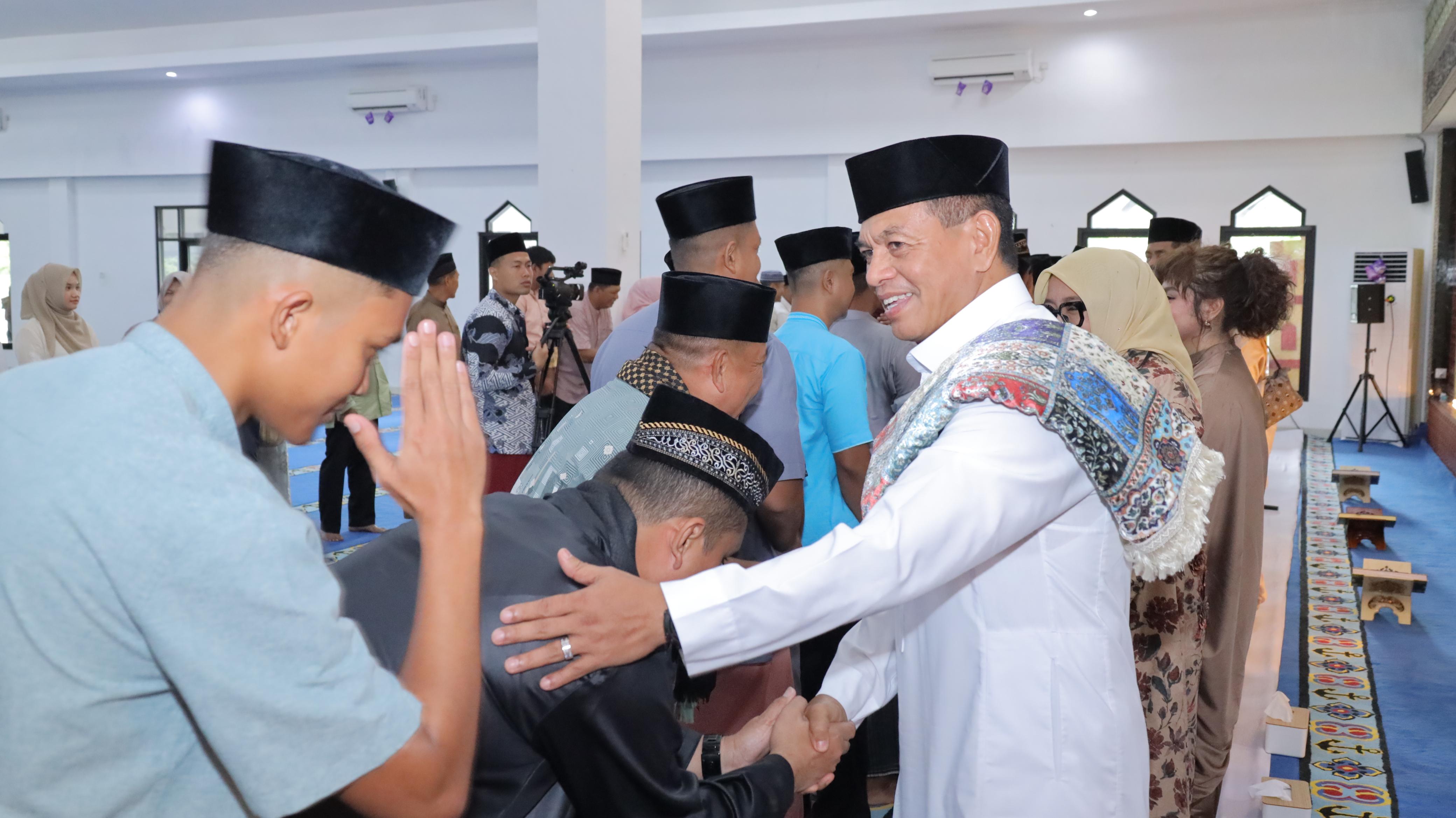 Idul Fitri 1447 H di Koarmada III, Panglima Tekankan Penguatan Moral Keimanan dan Jati Diri Prajurit Idul Fitri 1447 H di Koarmada III, Panglima Tekankan Penguatan Moral Keimanan dan Jati Diri Prajurit