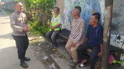 Bhabinkamtibmas Polsek Cikupa Laksanakan Program Poliran Polisi Peduli Pengangguran di Desa Sukanagara