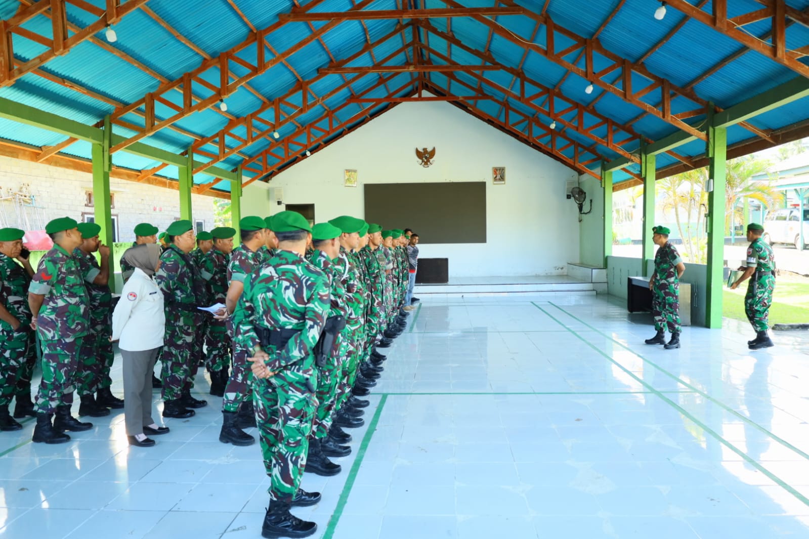 Pastikan Personel Aman dan Tepat Waktu, Kasdim 1505/Tidore  Pimpin Apel Kembali dan Pemberangkatan Cuti Lebaran