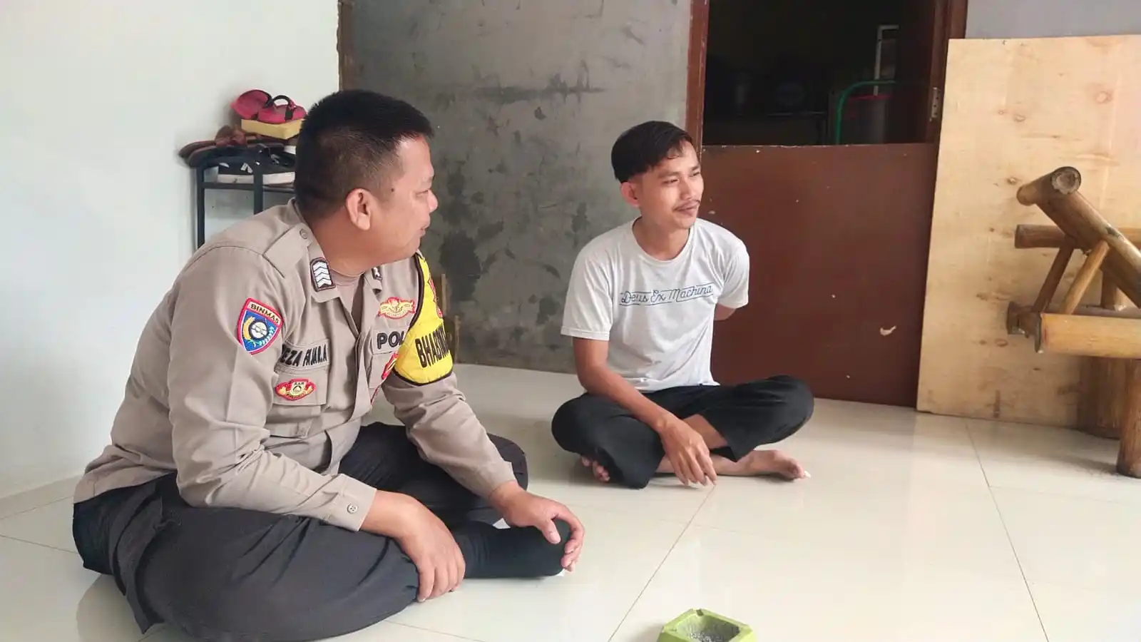 Bhabinkamtibmas Desa Bojong Laksanakan Cooling System dan Sambang Warga di Kampung Bojong