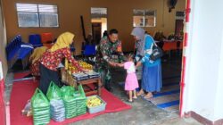 Babinsa Kotes Bersama Bidan Desa Laksanakan Posyandu, Wujudkan Kesehatan Masyarakat