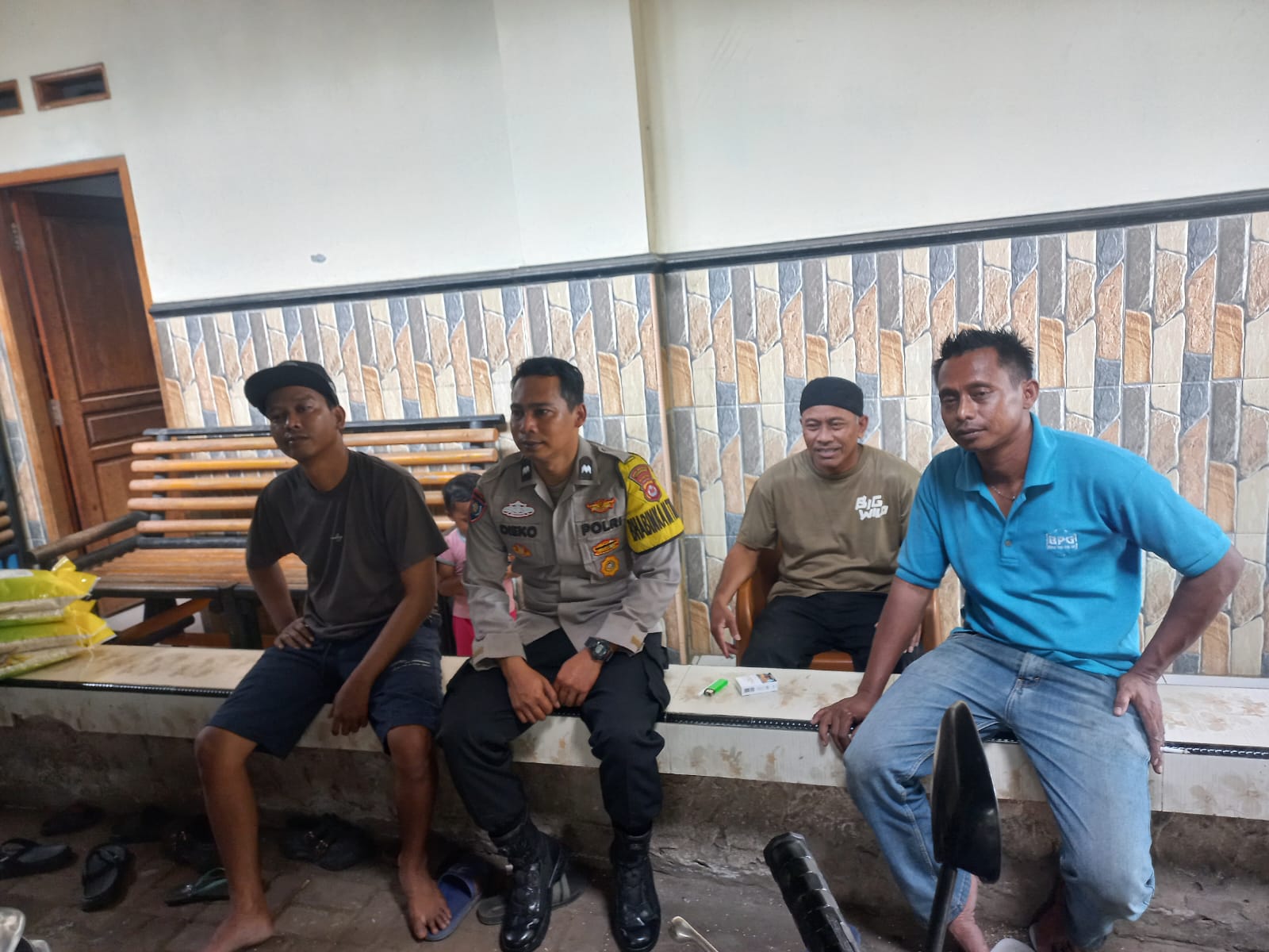 Bhabinkamtibmas Desa Pasir Gadung Laksanakan Program Polisi Peduli Pengangguran