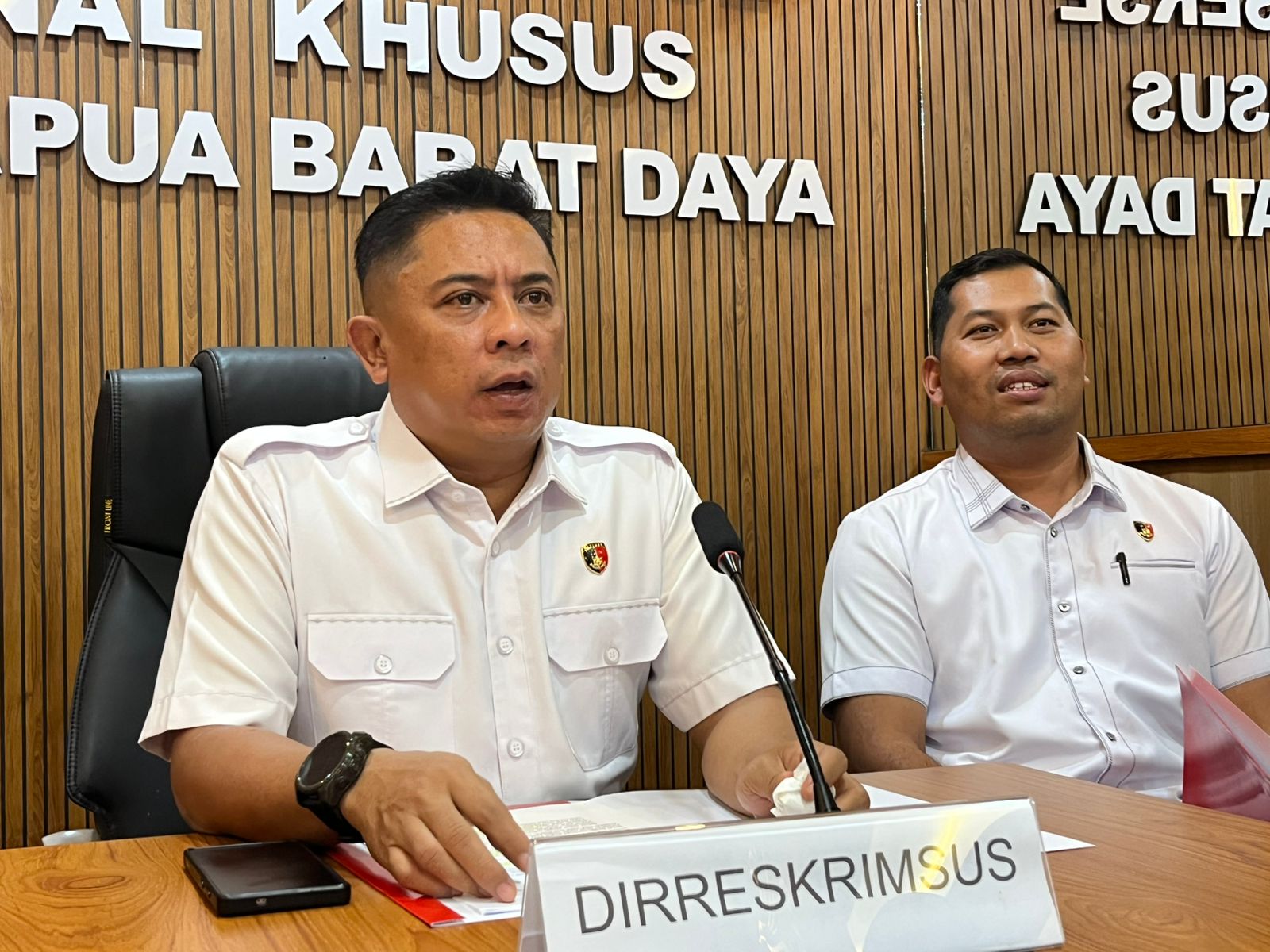 Skandal Perjalanan Dinas Terbongkar: Polda PBD Nyatakan Kerugian Negara Tembus 2 Miliar Skandal Perjalanan Dinas Terbongkar: Polda PBD Nyatakan Kerugian Negara Tembus 2 Miliar