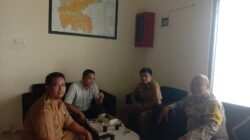 Bhabinkamtibmas Polsek Cikupa Kunjungi Kantor Desa Budimulya, Sampaikan Himbauan Kamtibmas