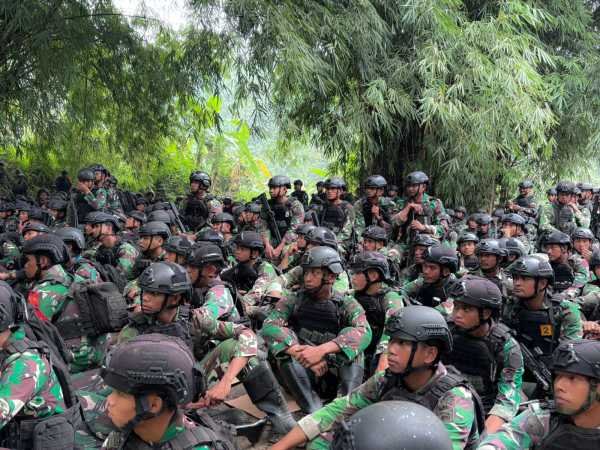 Yonif 2 Marinir Gelar Syukuran Kenaikan Pangkat Prajurit di Medan Latihan Rajamandala