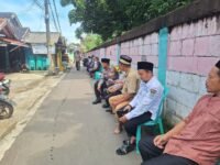 Bripka S. Hamdi Takziah ke Warga, Wujud Empati Polri di Tengah Masyarakat