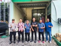 Kapolsek Cikupa Cek Lokasi Kunjungan Kapolri dan Presiden KSPSI AGN, Pastikan Kesiapan Pengamanan