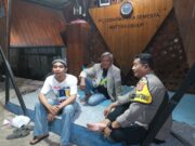 Bhabinkamtibmas Polsek Cikupa Ronda Siskamling Bersama Warga, Perkuat Keamanan Lingkungan