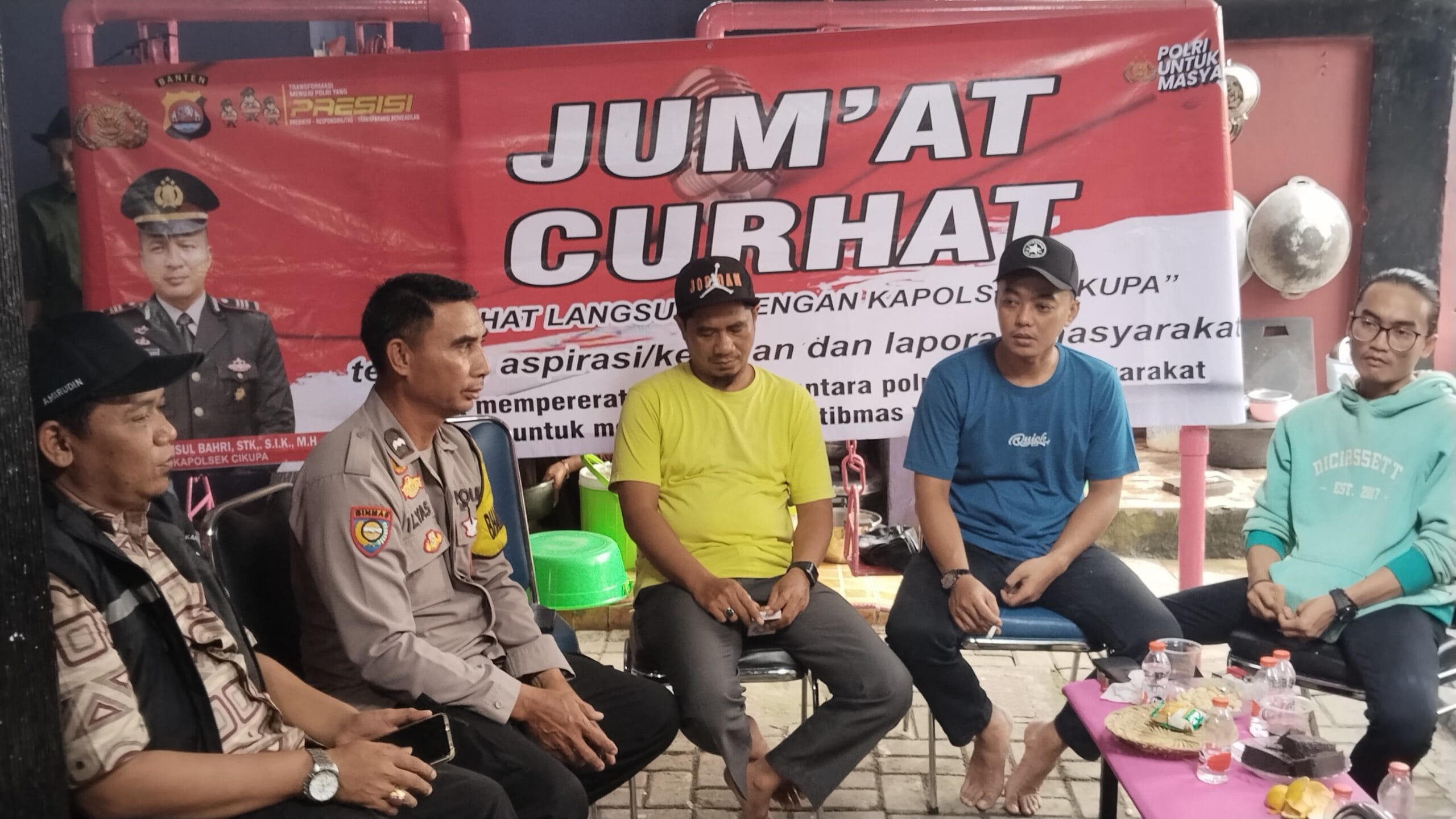 Bhabinkamtibmas Sukamulya Gelar Jumat Curhat, Serap Aspirasi Warga RW 06