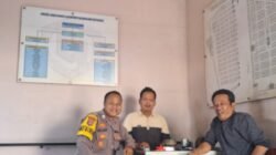 Bhabinkamtibmas Polsek Cikupa Sambangi Pengelola Pasar Desa Cikupa, Sampaikan Himbauan Kamtibmas