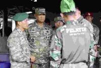 Wapang TNI Dampingi Menhan RI Tinjau Kesiapan Yonif TP 805/KSW di Papua Barat