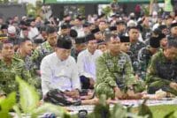 Wapang TNI Dampingi Menhan RI Shalat Idul Adha Bersama Prajurit dan Masyarakat di Papua Barat