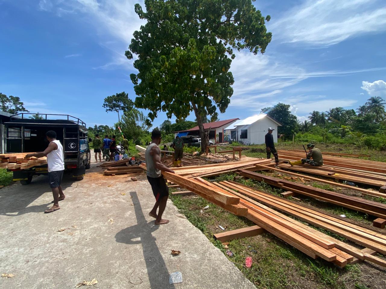 Dorongan Material Kembali Tiba, Satgas TMMD ke-128 Kejar Target Pembangunan Fisik