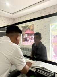 Warga Tuban Tak Perlu Bingung Lagi, Polisi Lalu Lintas Sapa dan Edukasi Langsung