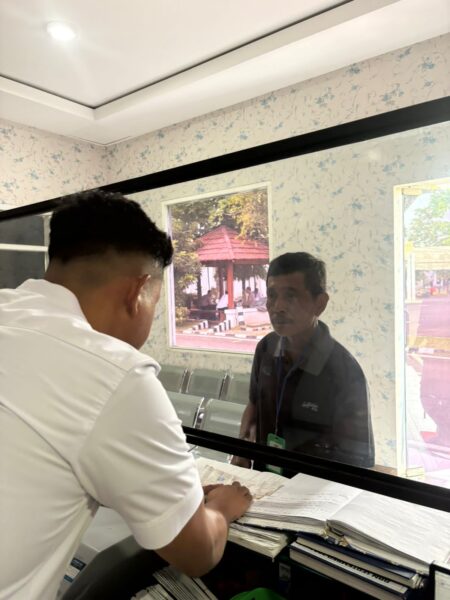 IMG-20260520-WA0013 Warga Tuban Tak Perlu Bingung Lagi, Polisi Lalu Lintas Sapa dan Edukasi Langsung