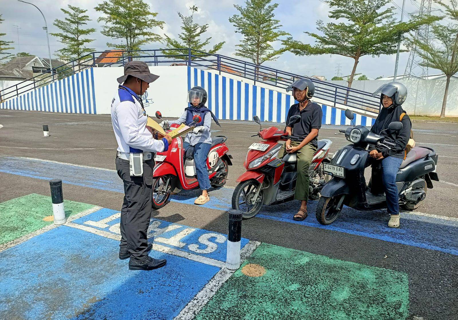 SIM Hampir Mati, Pengemudi Tuban Ini Akhirnya Berhenti Temui Polisi