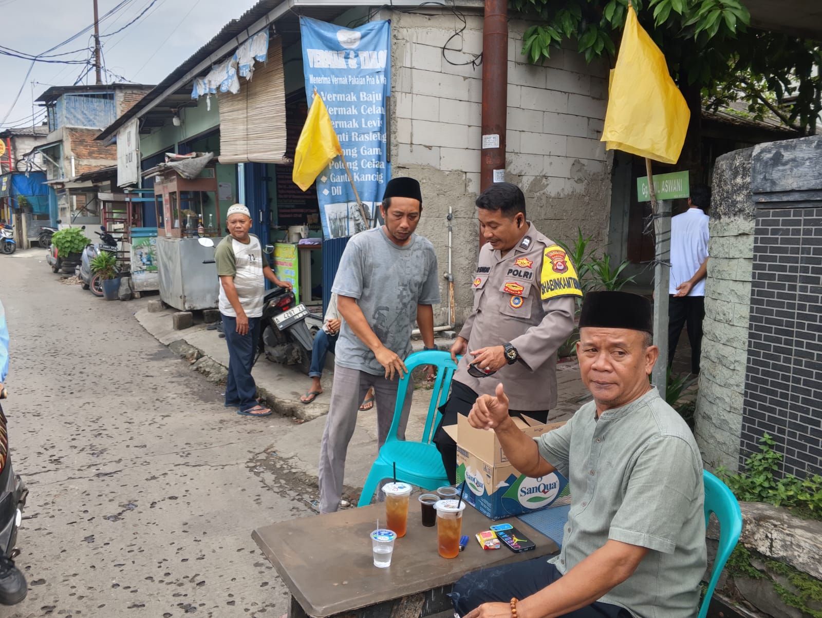 Bhabinkamtibmas Polsek Cikupa Laksanakan Sambang Duka Warga Desa Bitung Jaya