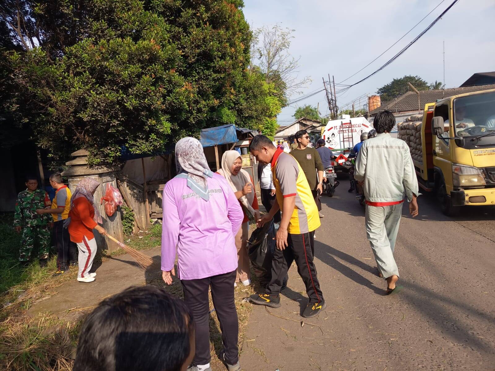 Polsek Cikupa Hadir dalam Gerakan Indonesia ASRI Bersama Forkopimcam Kecamatan Cikupa