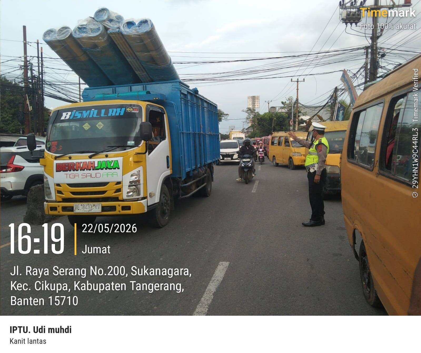 IMG-20260523-WA0002 IPTU Udi Muhdi Pimpin Pengaturan Lalu Lintas Sore di Jalur Padat Cikupa