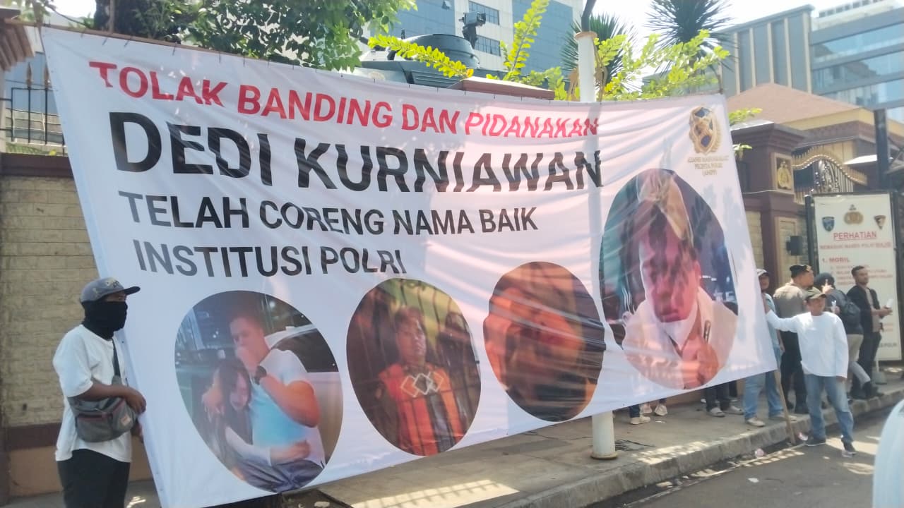 IMG-20260526-WA0044 Massa Unjuk Rasa di Jakarta Selatan: Desak Propam Proses Oknum Aparat Secara Tegas