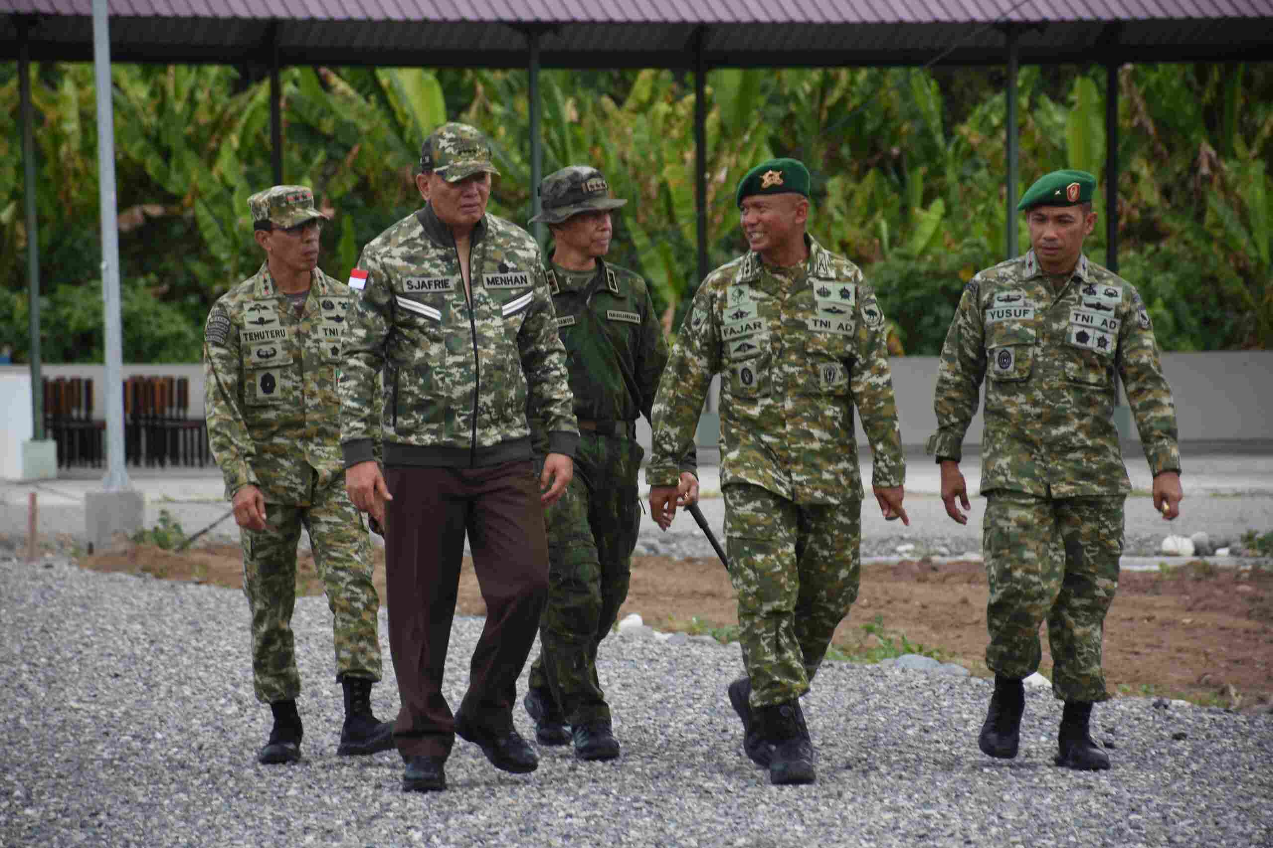 IMG-20260529-WA0006 Menhan RI Kunjungi Papua Barat: Kobarkan Semangat Prajurit dan Perkuat Pengabdian untuk NKRI di Tanah Papua