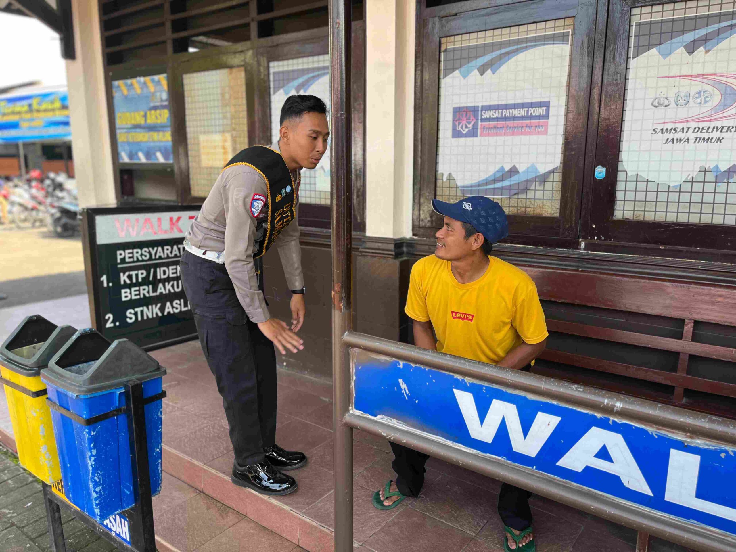 Suasana Jalanan Tuban Berubah, Polantas Tuban Bikin Urusan STNK Tak Menegangkan