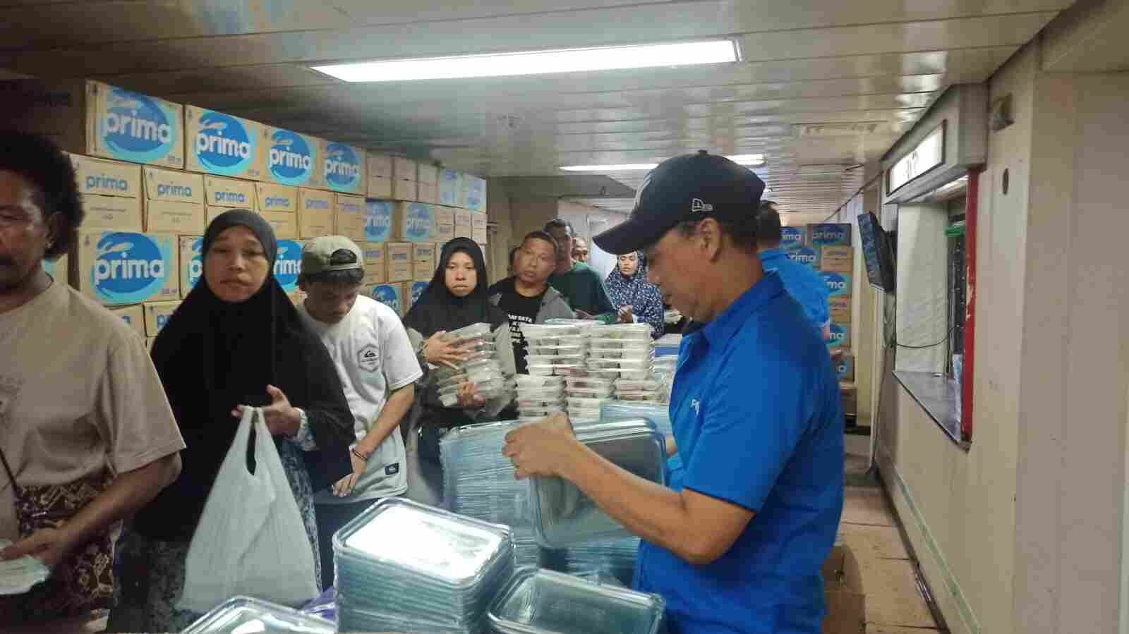 IMG-20260530-WA0017 Rasa Rumah di Tengah Laut, Pelayanan Makan KM Dorolonda Jadi Andalan Penumpang Rute Surabaya–Jayapura