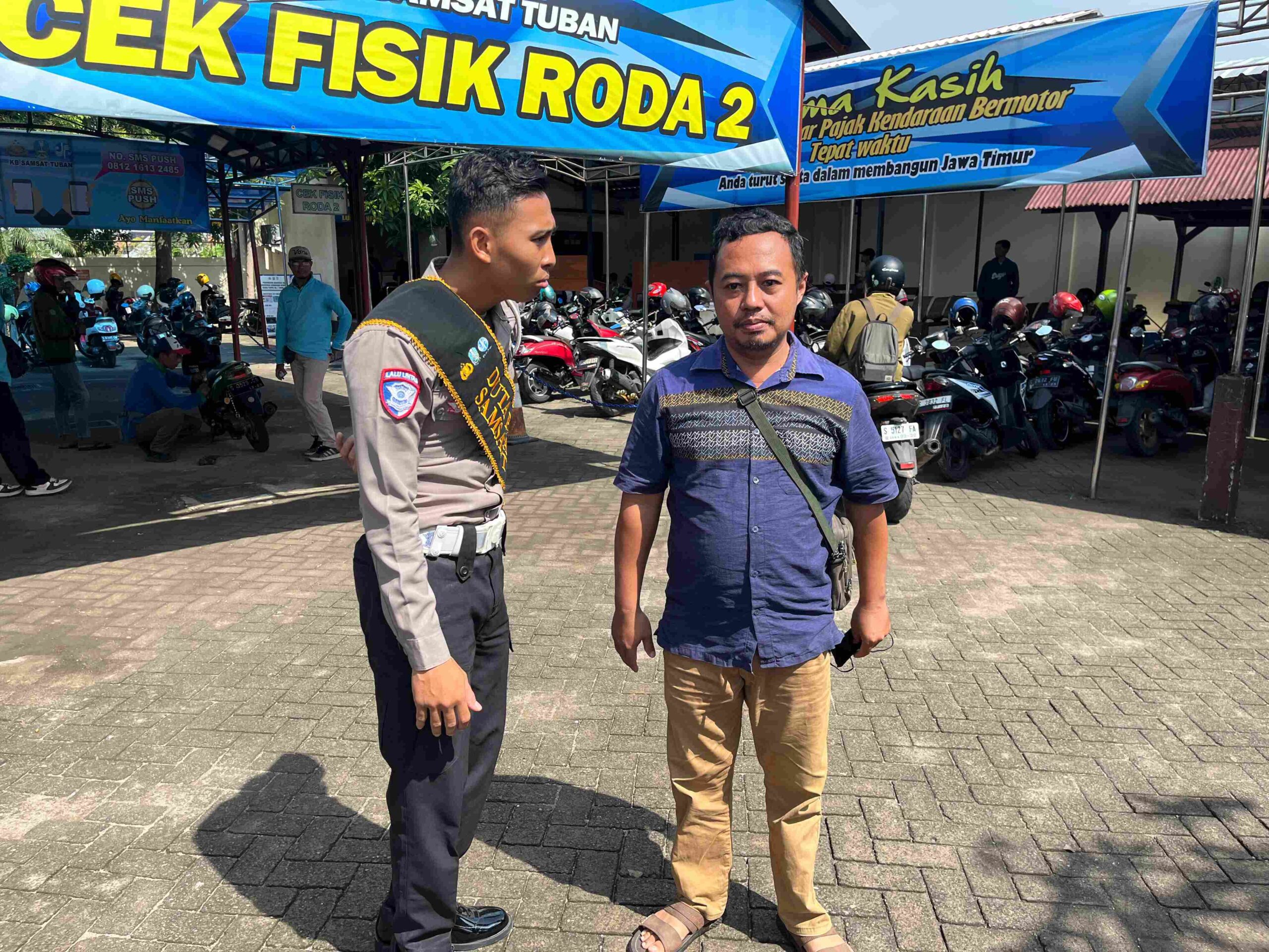 IMG-20260530-WA0032 Pagi Ini di Tuban: Polisi dan Warga Nongkrong Bareng, Urusan Kendaraan Jadi Mudah
