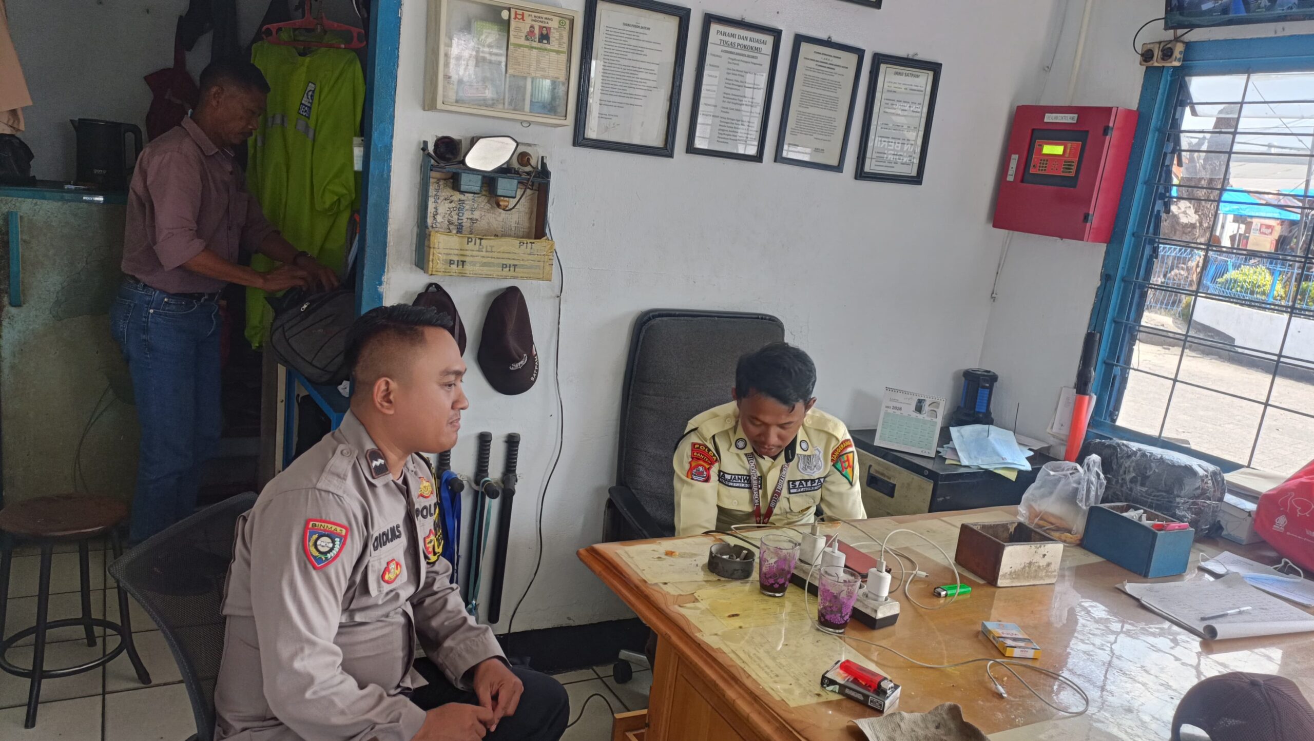 IMG-20260531-WA0013 Bhabinkamtibmas Polsek Cikupa Perkuat Cooling System, Ajak Satpam PT HMI Jaga Kondusivitas Wilayah