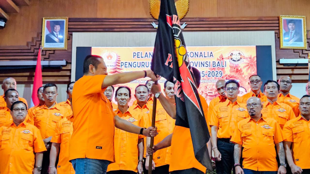 Lantik Pengurus Tarung Derajat Bali, Bamsoet Dorong Tarung Derajat Perkuat Persatuan Nasional