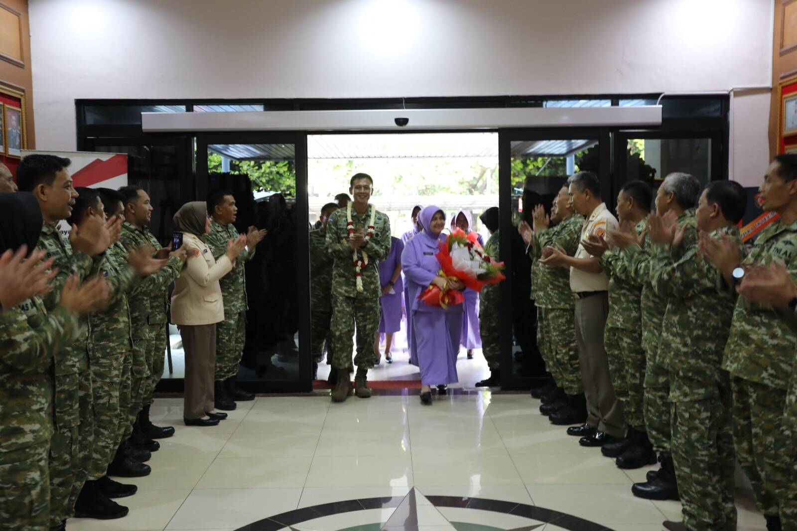 WhatsApp Image 2026-05-22 at 17.15.36 (2) Tongkat Estafet Kepemimpinan Pusinfolahta TNI Resmi Berganti