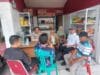 Warung Bhabinkamtibmas, Aiptu Mukhsodin Serap Aspirasi Warga di Desa Sukadamai