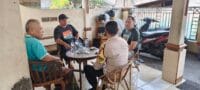 Bhabinkamtibmas Desa Pasir Jaya Pererat Kemitraan dengan Warga Melalui Kegiatan Sambang dan Edukasi Kamtibmas
