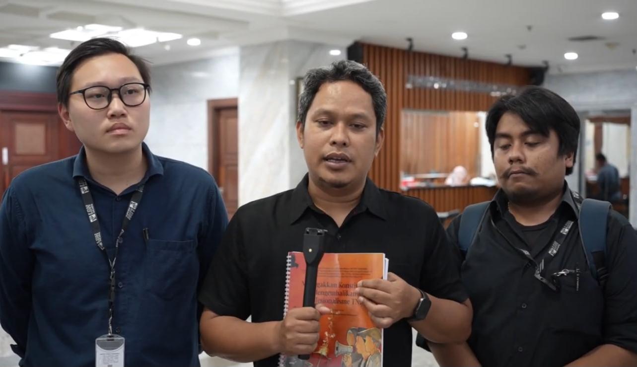 IMG-20260608-WA0028 Serahkan Kesimpulan Tambahan ke MK, Pemohon UU TNI Ingatkan Bahaya Militer Masuk Ranah Sipil dan Politik