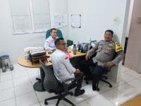 Bhabinkamtibmas Desa Bitung Jaya Sambangi Manajemen Kawasan Griya Idola, Perkuat Sinergi Kamtibmas