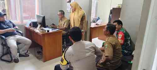 IMG-20260615-WA0064 Bhabinkamtibmas dan Babinsa Pasir Jaya Perkuat Sinergitas Melalui Kunjungan ke Kantor Desa