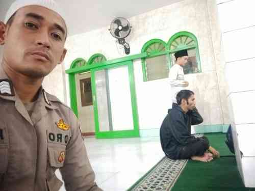 BRIPKA Ristyanto Aktif Subuh Keliling, Pererat Kedekatan Polri dengan Masyarakat Desa Cibadak