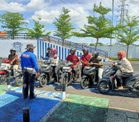 Polantas Tuban Menyapa Kembali Hadir, Warga Antusias Cari Solusi Urusan SIM, STNK dan BPKB