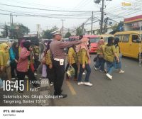 IPTU Udi Muhdi Pimpin Pengaturan Lalu Lintas Sore, Arus Kendaraan Tetap Lancar