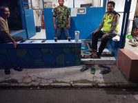 Aiptu Tri Iskandar Aktif Ronda Siskamling, Perkuat Sinergi Jaga Keamanan Lingkungan