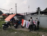 Polsek Cikupa Kawal Aksi Buruh PT Doga Group Internasional Secara Humanis, Situasi Tetap Aman dan Kondusif