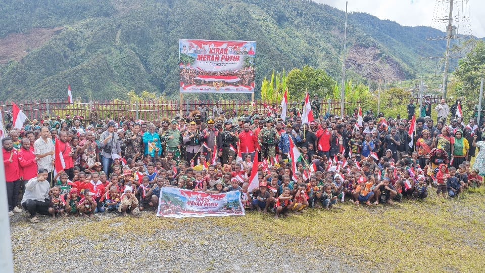 WhatsApp Image 2026-06-01 at 19.46.13 (1) Kodim 1714/PJ, Polri Bersama Pemda Gelar Kirab Merah Putih: Bersatu Dalam Keberagaman, Berdaulat Dalam Persatuan Menjaga NKRI Harga Mati