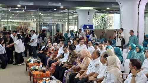 Khitanan Massal PAM Jaya Tembus 2.000 Peserta, Gubernur DKI Minta Naik Jadi 5.000 Anak