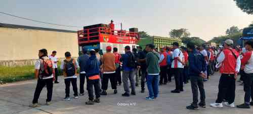 IMG-20260709-WA0050 Konvoi Massa F-SPGI Berlangsung Tertib, Aksi Difokuskan pada Isu PHK dan Hak Buruh