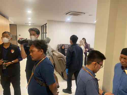 IMG-20260709-WA0115 Kortas Tipidkor Mabes Polri Lakukan Pemeriksaan dan Penggeledahan di PT Cahaya Baja Sukses Cikupa